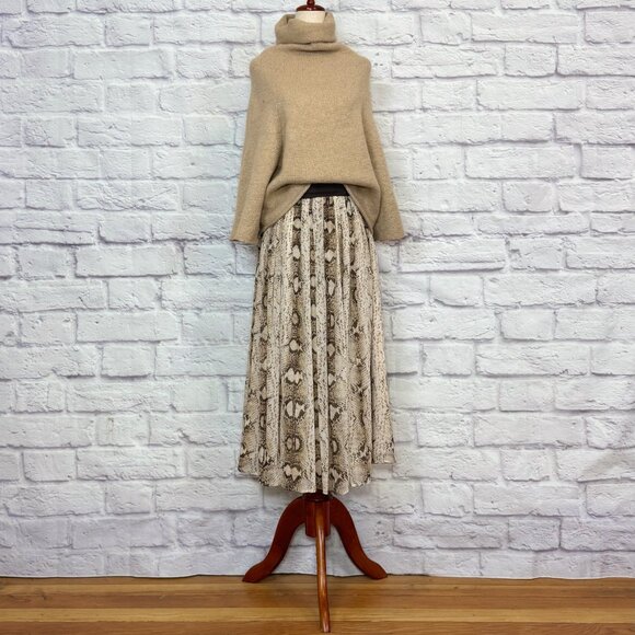 Theory Merino Wool Camel Hair Blend Tan Turtleneck Drop Shoulder Sweater - Picture 5 of 9